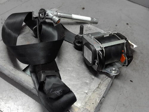 Ceinture avant droit