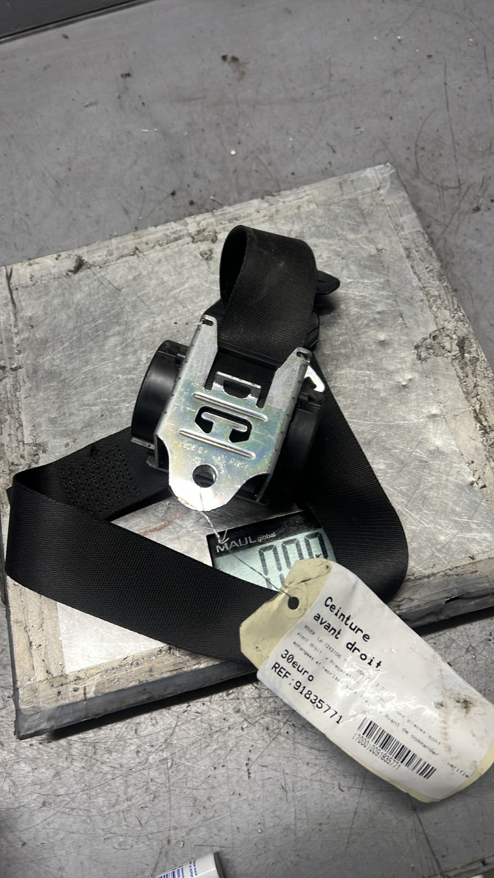 Ceinture avant droit