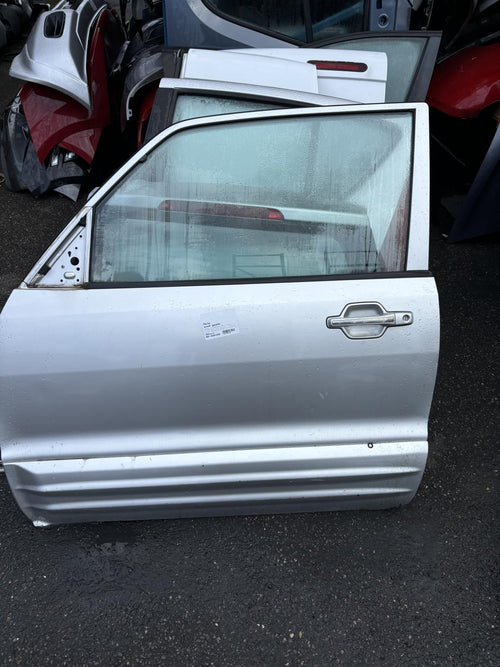 Porte avant gauche - MITSUBISHI PAJERO 3 PHASE 1 2000.0