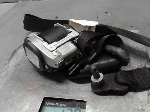 Ceinture avant gauche
