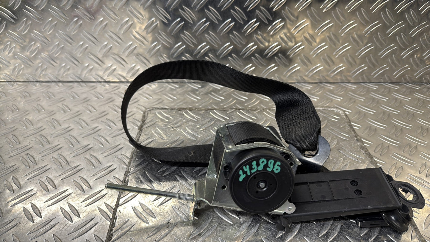Ceinture avant droit