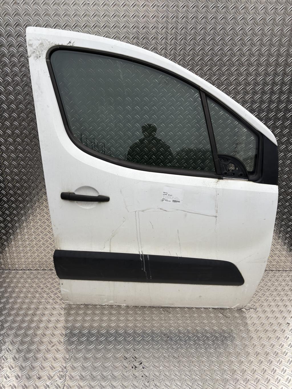 Porte avant droit - PEUGEOT PARTNER 2 PHASE 1 2009.0