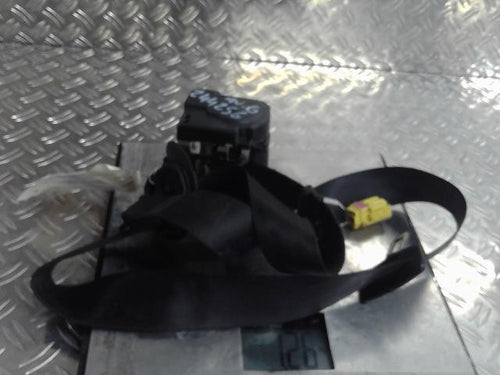 Ceinture avant gauche