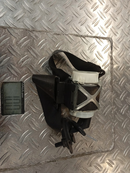 Ceinture avant gauche