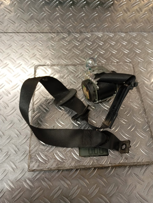 Ceinture avant droit