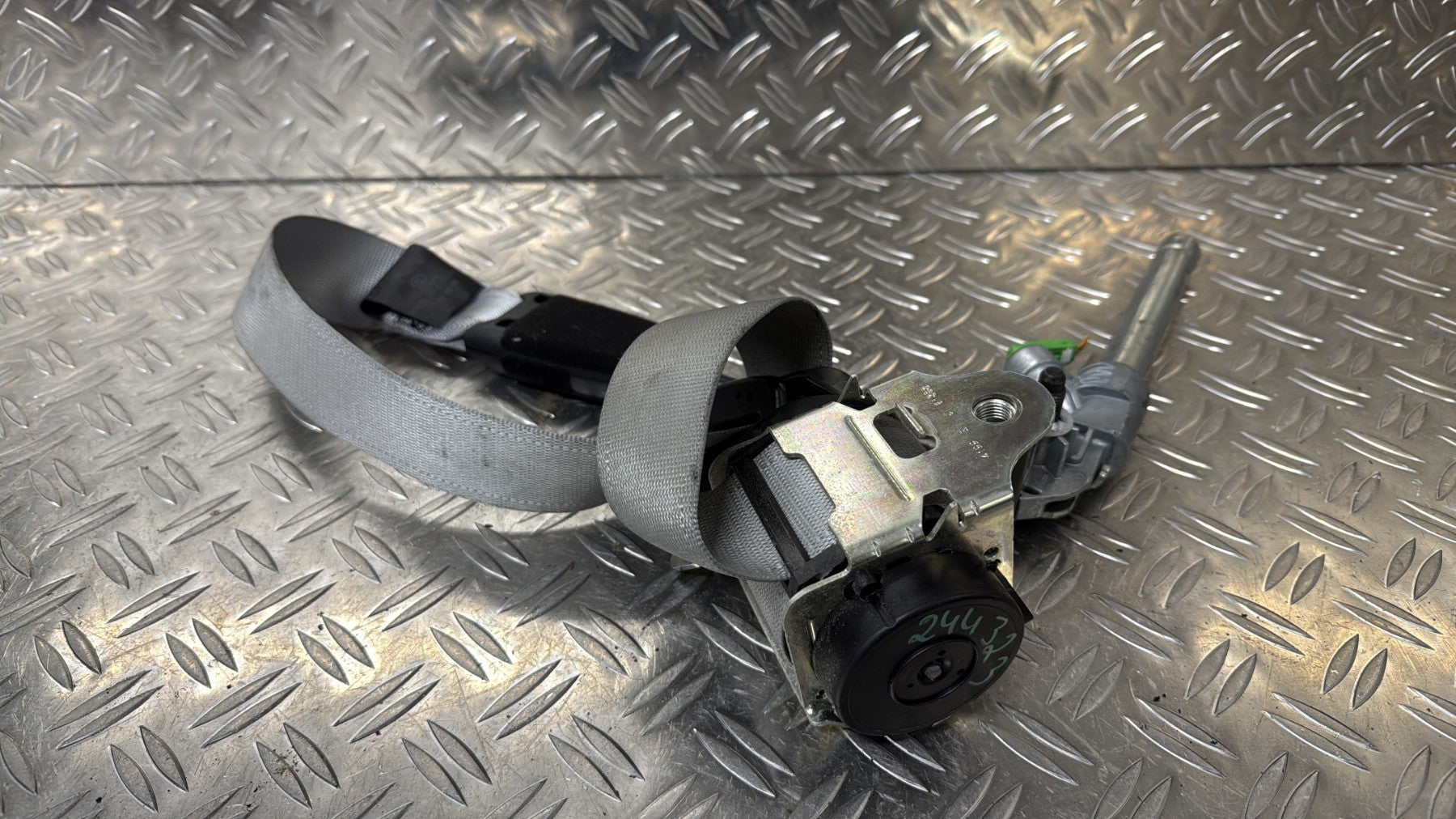 Ceinture avant gauche
