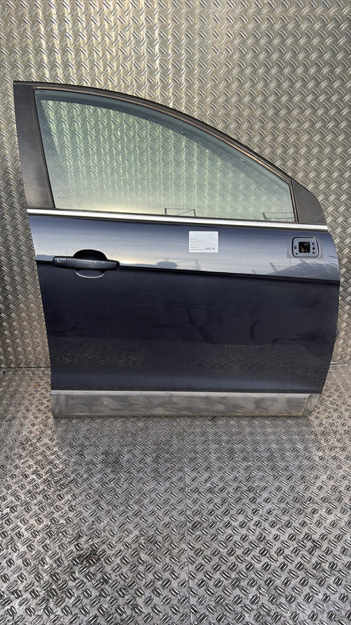 Porte avant droit