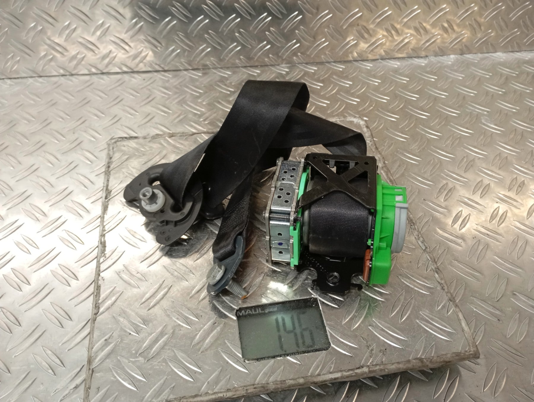 Ceinture avant droit