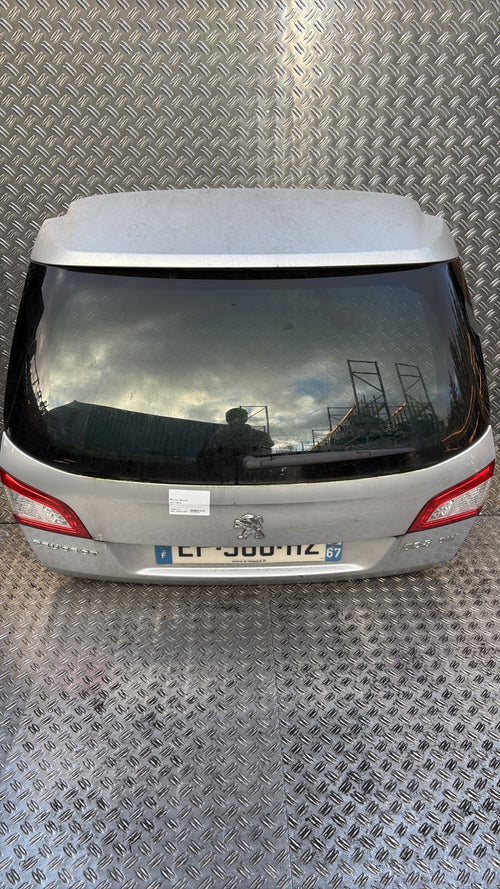 Malle/Hayon arriere
