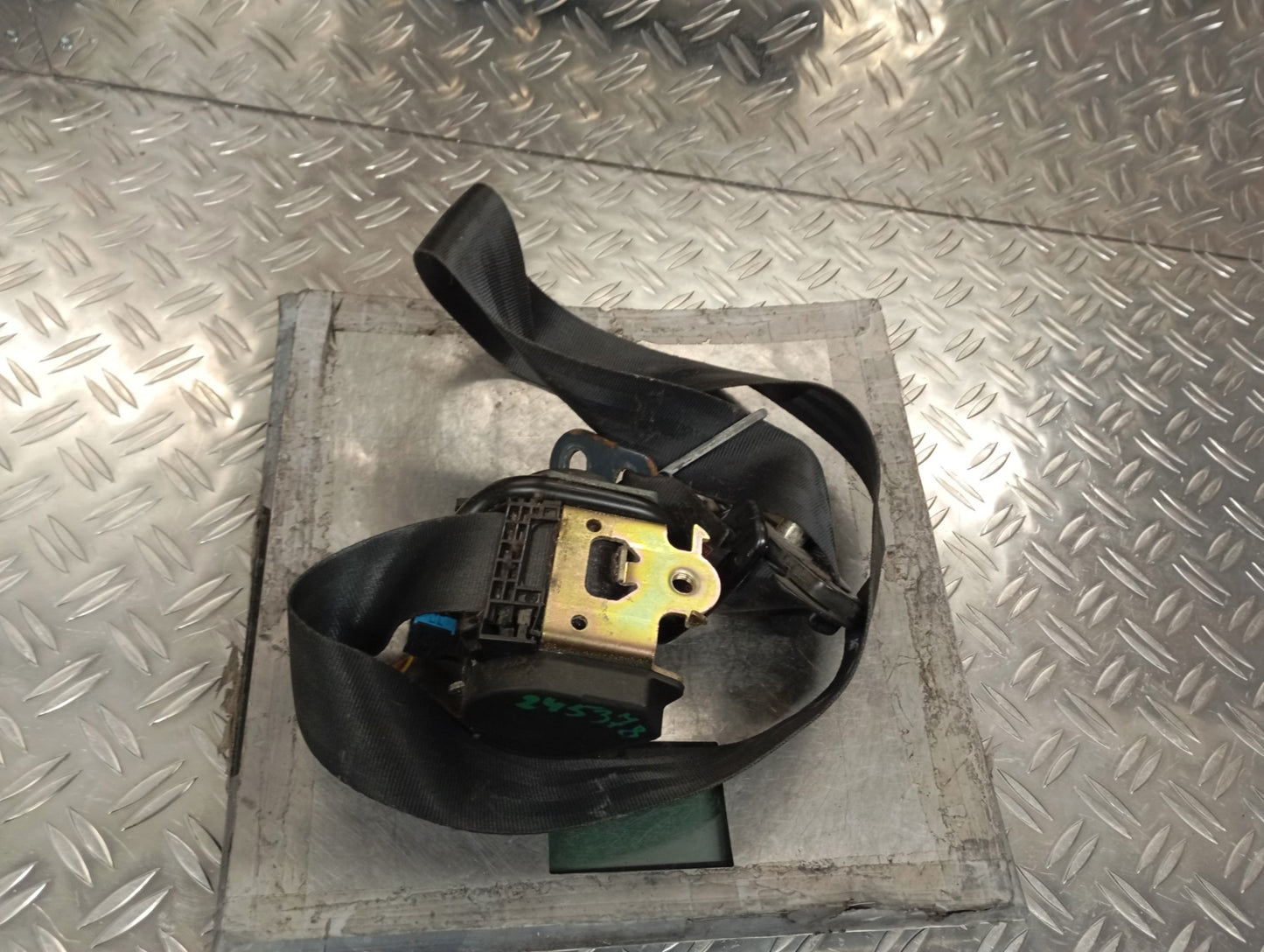 Ceinture avant gauche