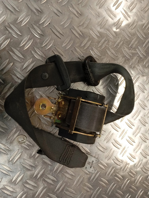 Ceinture avant gauche