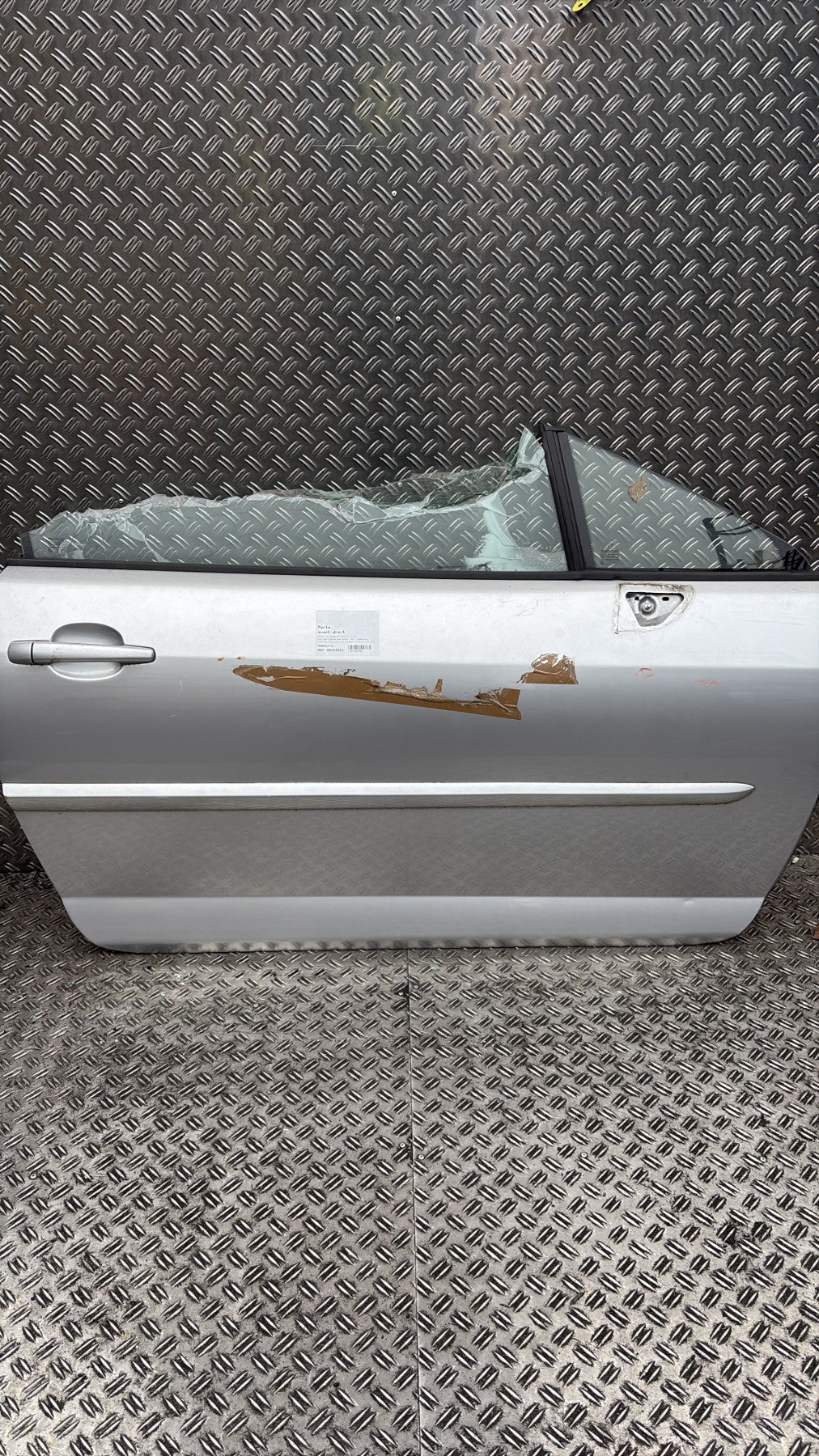 Porte avant droit