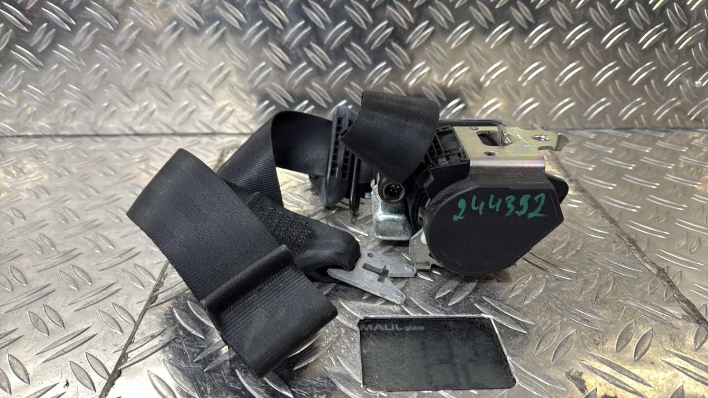 Ceinture avant gauche