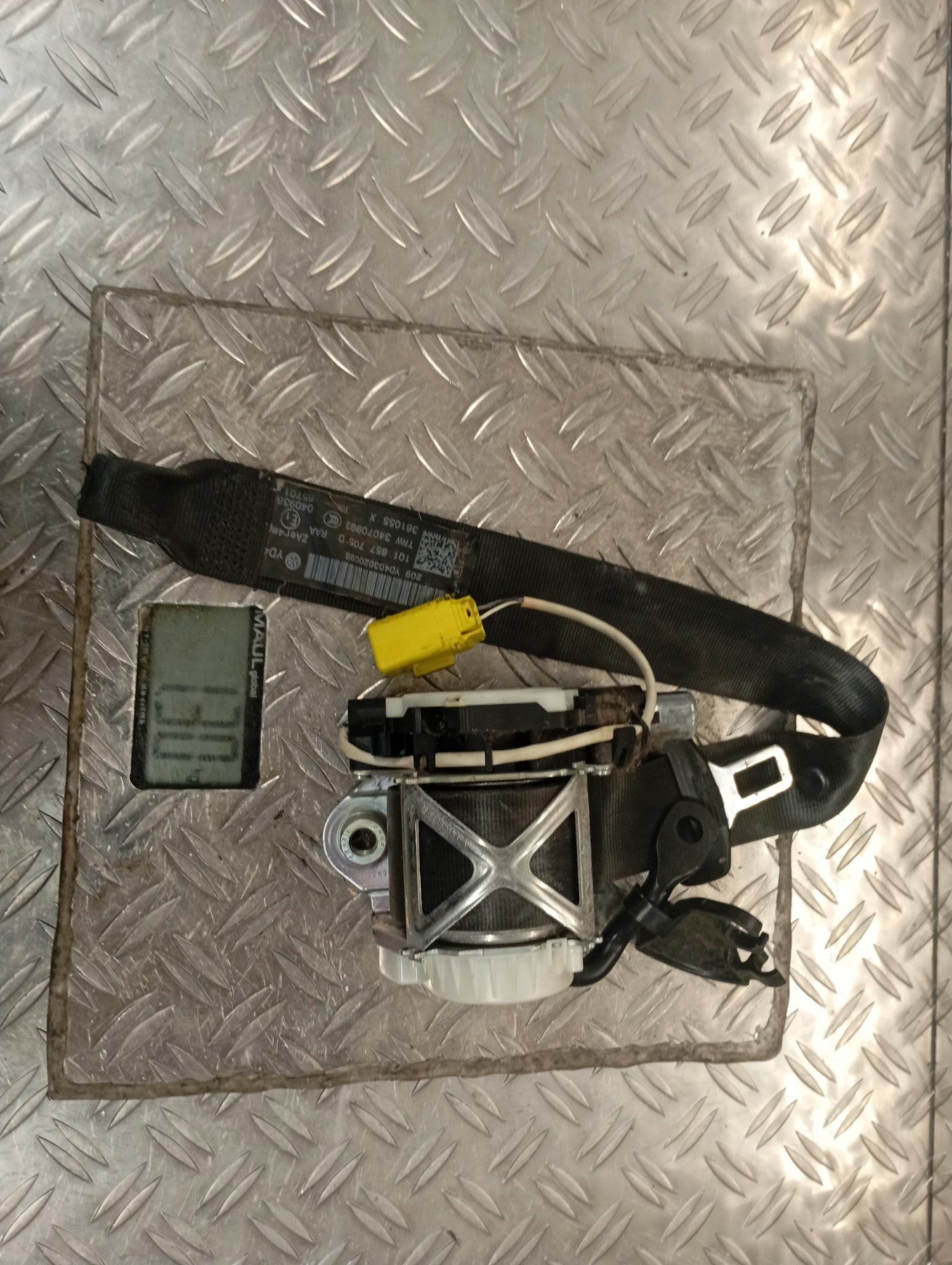 Ceinture avant gauche