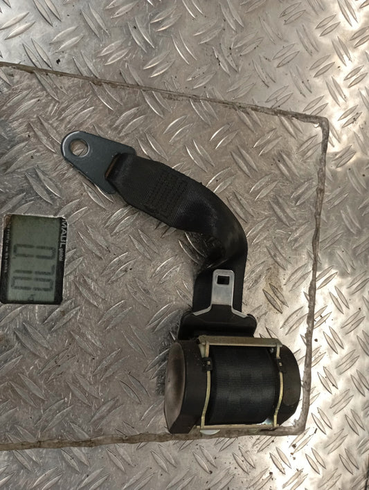 Ceinture arriere droit