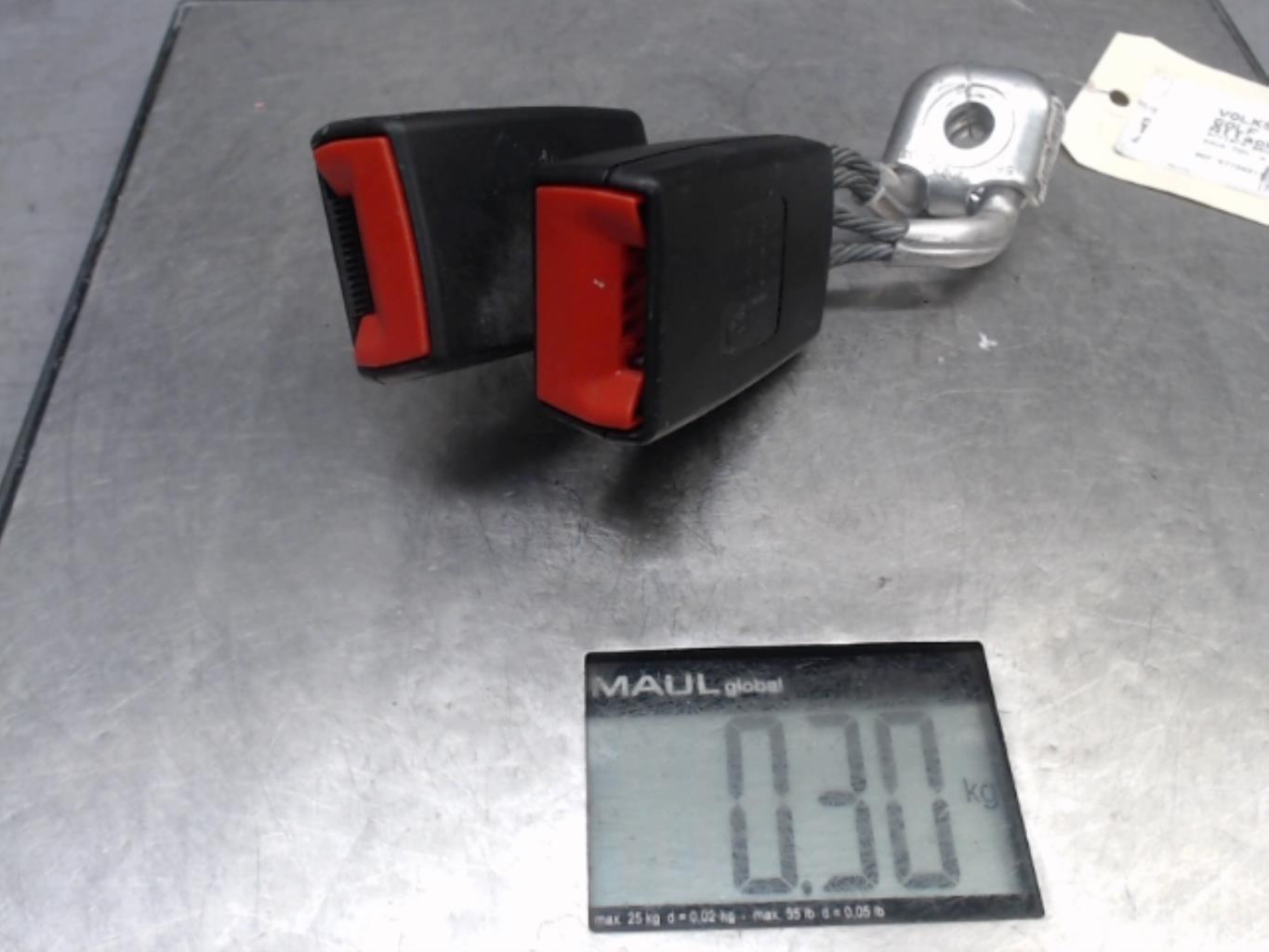 Attache ceinture arriere gauche