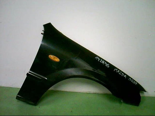 Aile avant droit - MAZDA 323 6 (2001)