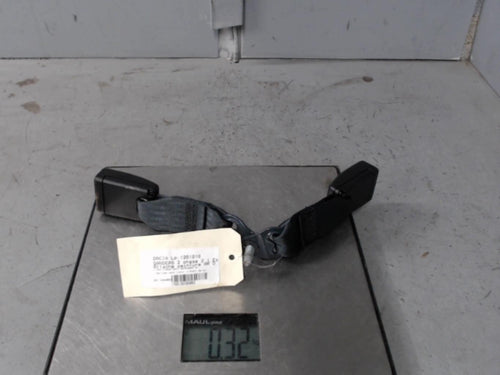 Attache ceinture arriere droit