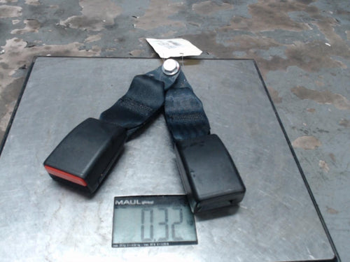 Attache ceinture arriere gauche