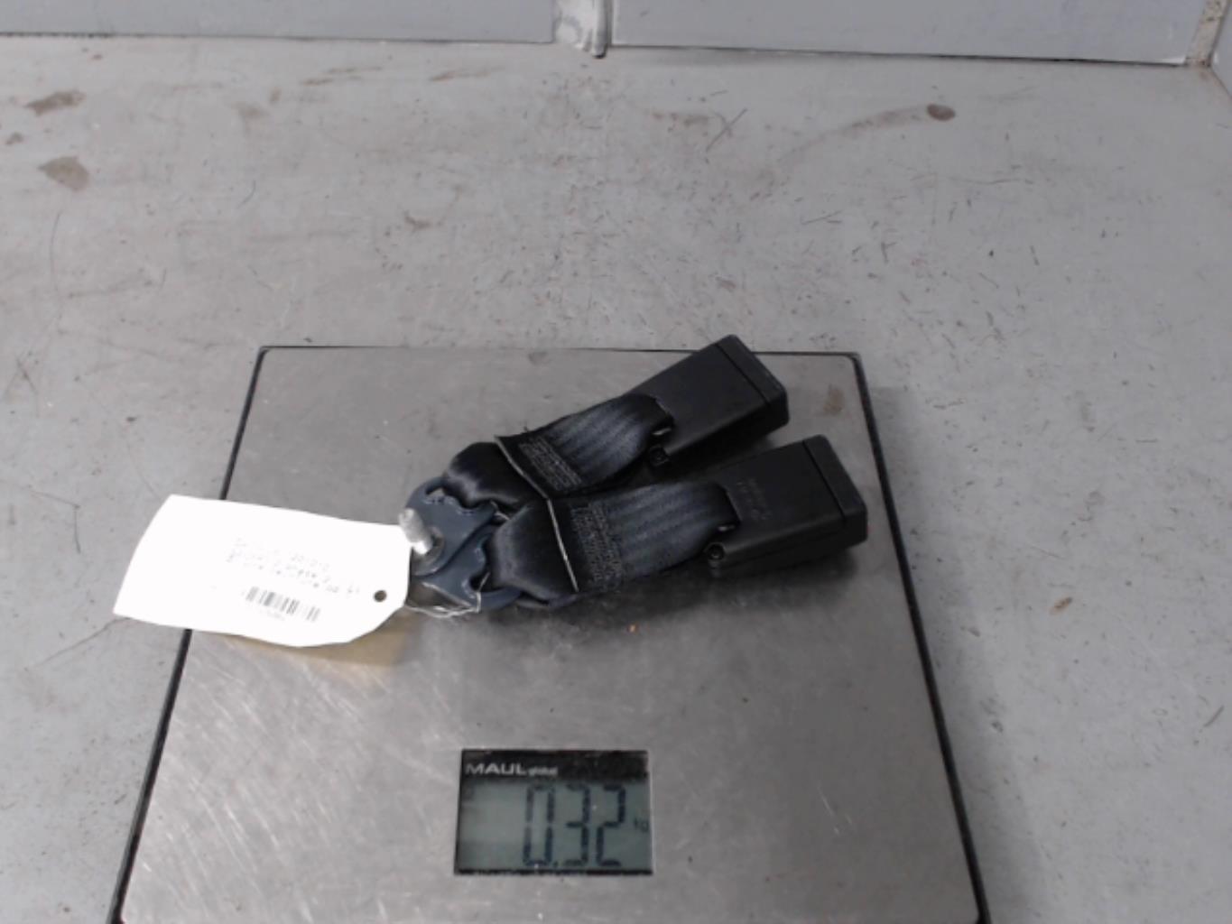 Attache ceinture arriere gauche