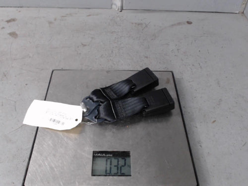 Attache ceinture arriere gauche