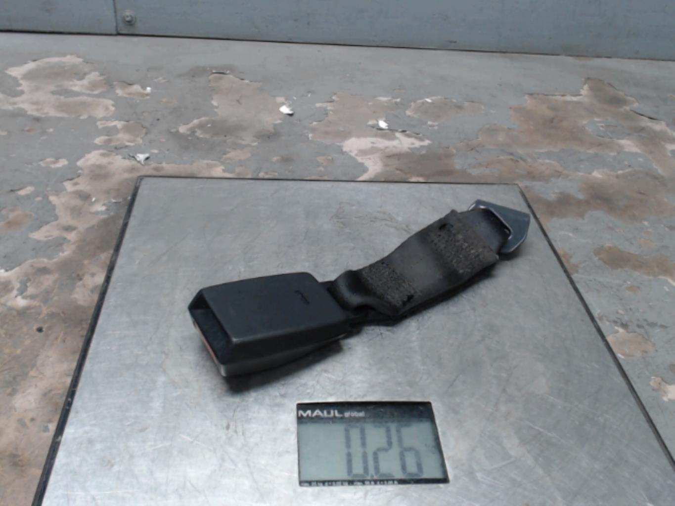 Attache ceinture arriere gauche