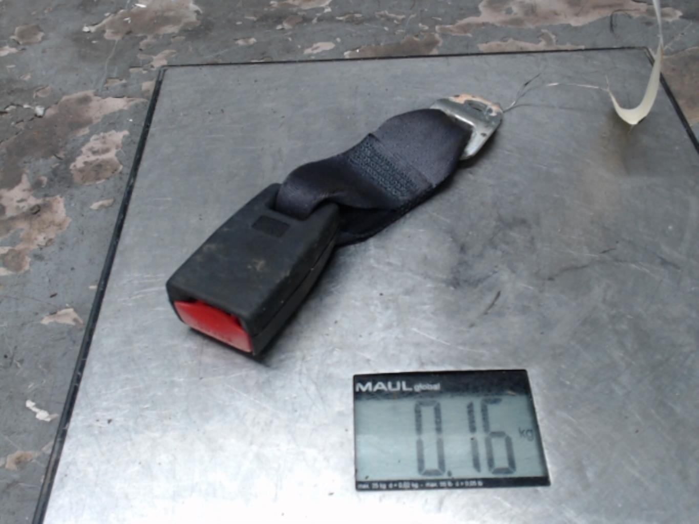 Attache ceinture arriere gauche