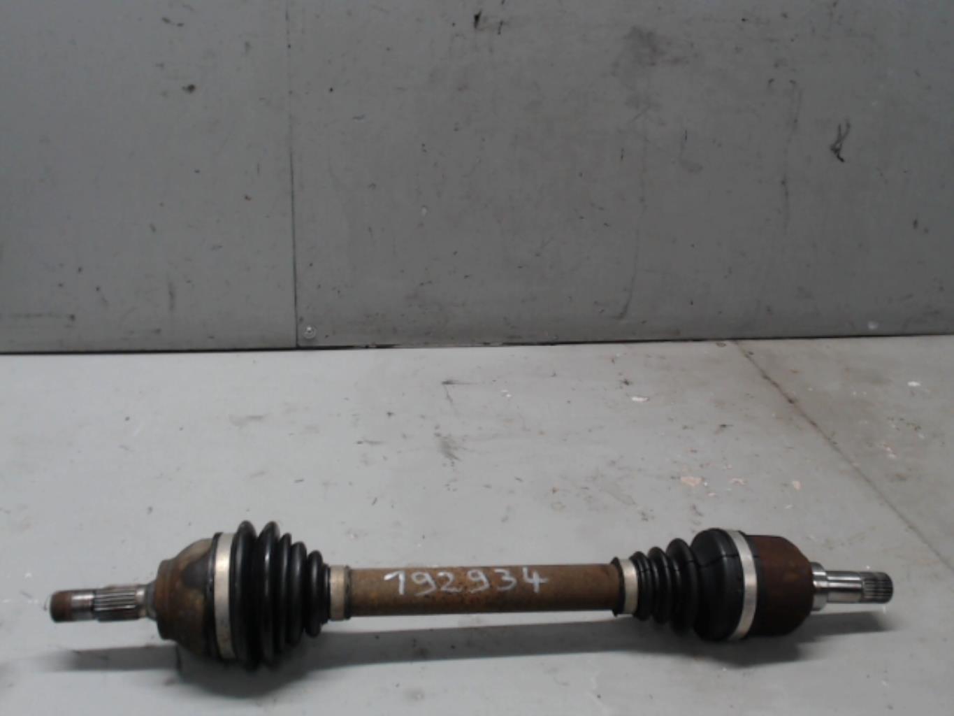 Cardan gauche (transmission)