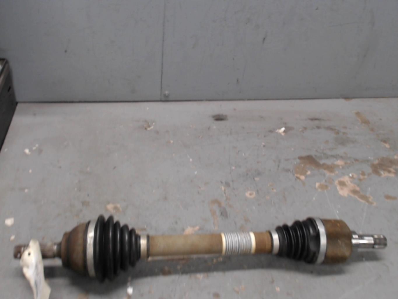 Cardan gauche (transmission)