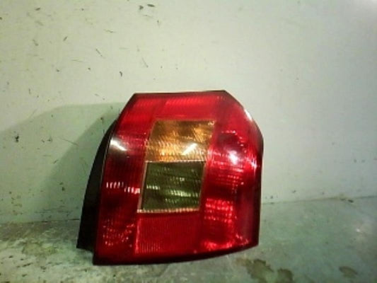 Feu arriere principal droit (feux) - TOYOTA COROLLA 10 PHASE 1