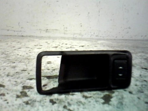 Interrupteur de leve vitre arriere droit