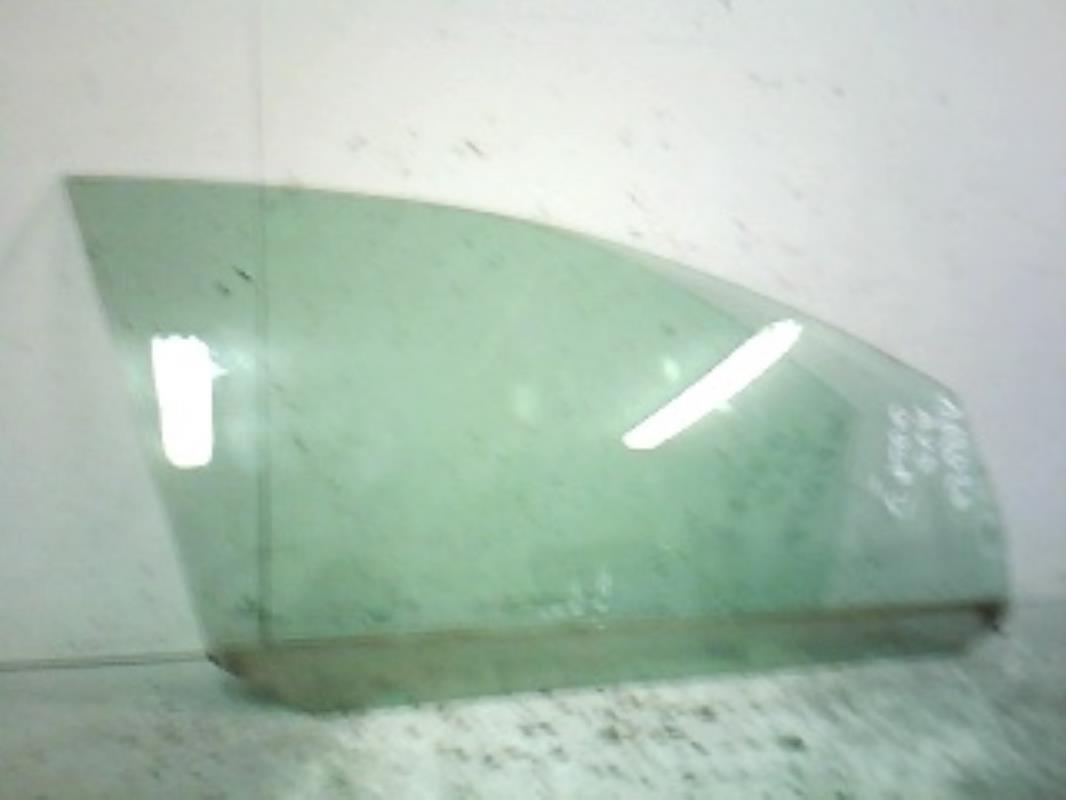 Vitre avant droit