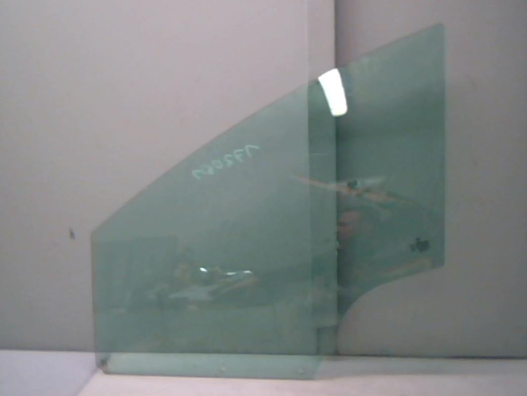Vitre avant gauche